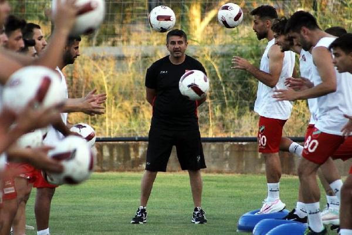Karşıyaka, yeni sezon öncesi antrenmanlara başladı