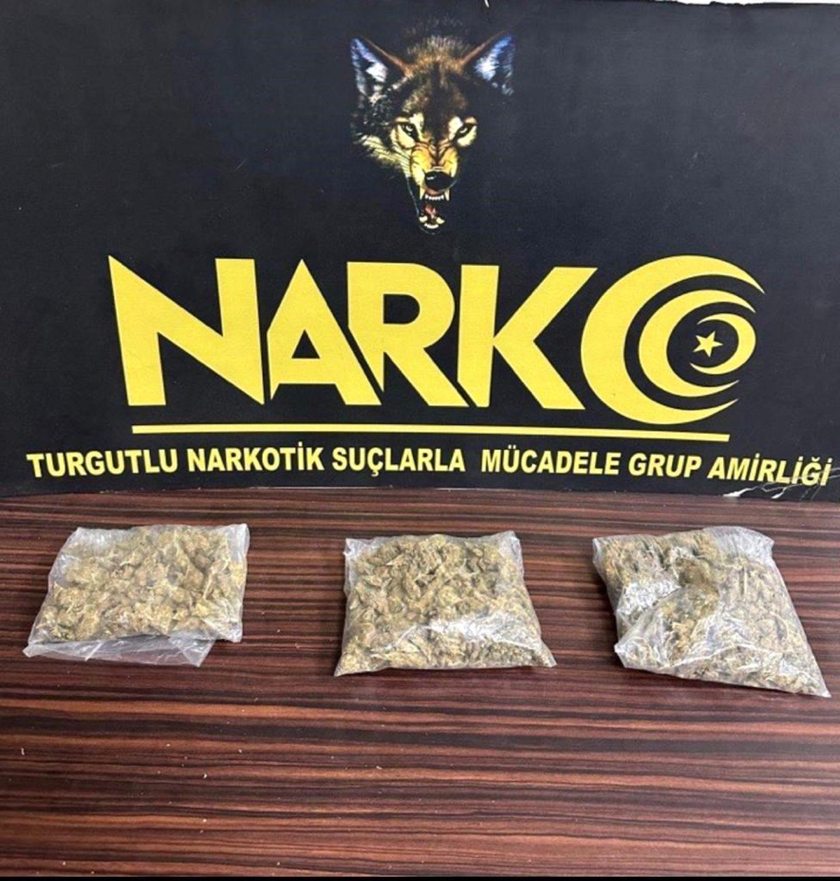 Manisa\'da Uyuşturucu Operasyonunda 5 Kişi Tutuklandı