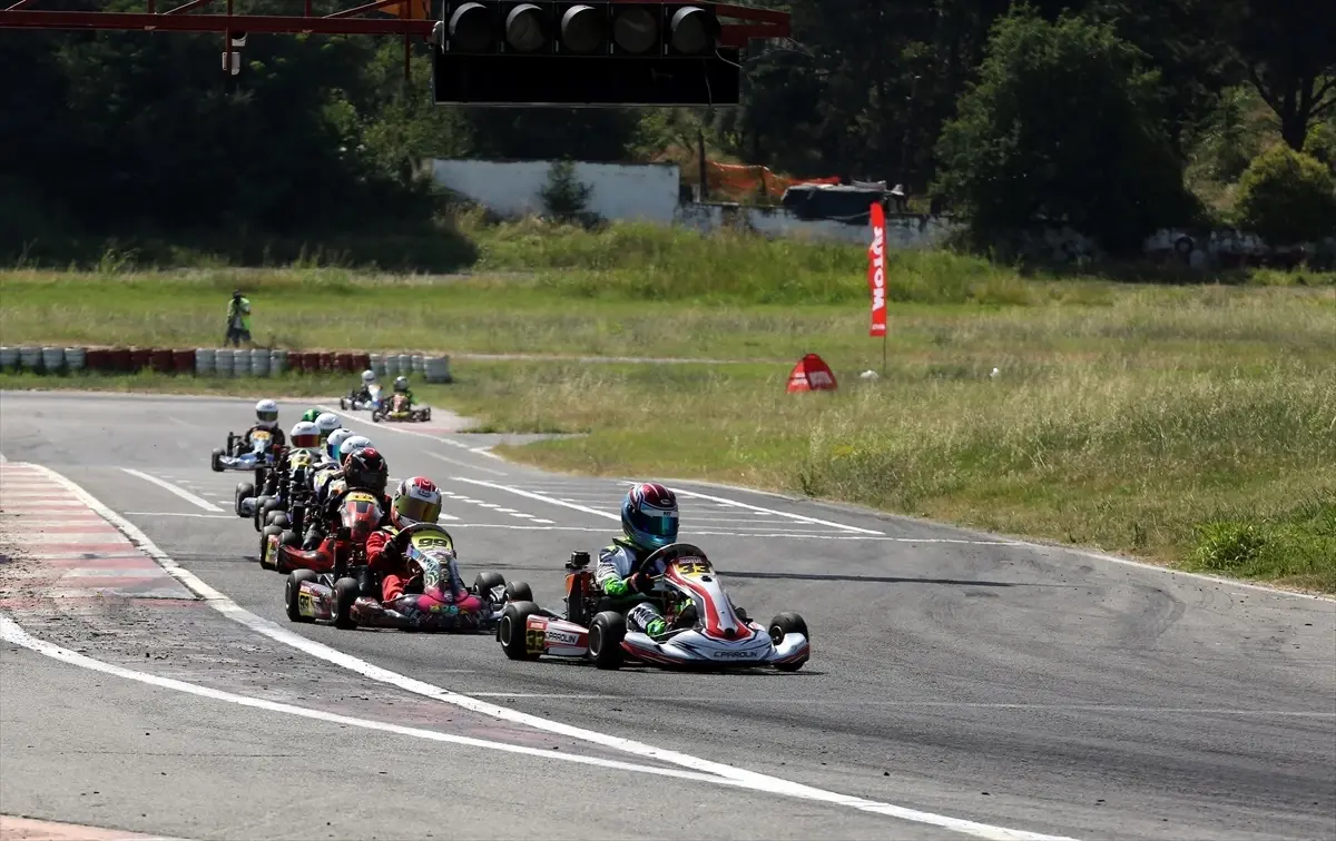 MOTUL 2023 Türkiye Karting Şampiyonası Kocaeli\'de başladı