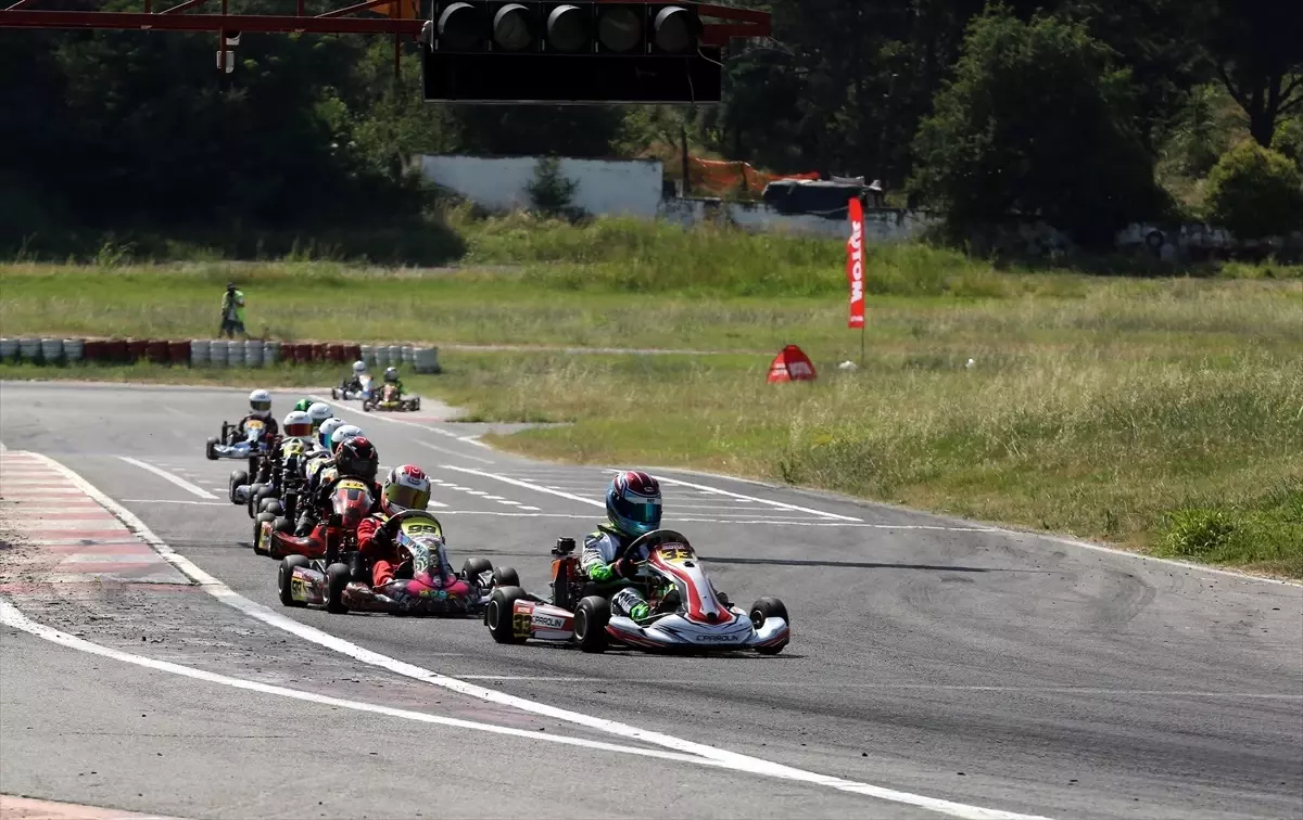 MOTUL 2023 Türkiye Karting Şampiyonası Kocaeli\'de başladı