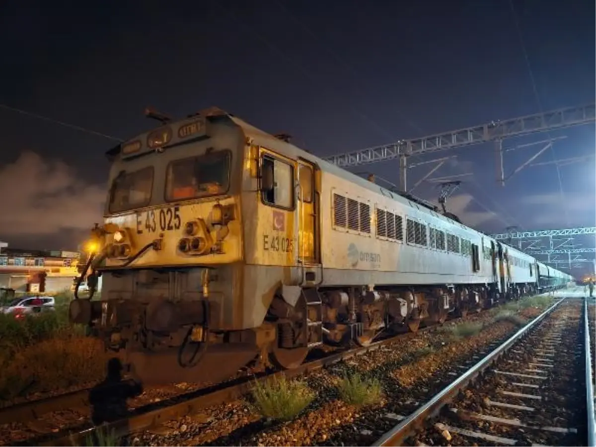 Adana'da Yük Treni Kazası: 1 Ölü