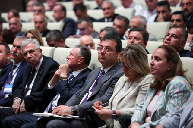 Sızdırılan gizli toplantı sonrası Kılıçdaroğlu ve İmamoğlu ilk kez bir araya geldi Sızdırılan gizli toplantı sonrası Kılıçdaroğlu ve İmamoğlu ilk kez bir araya geldi