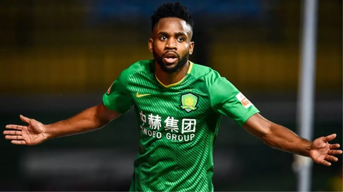 Son Dakika: Galatasaray, Al-Nasr\'da forma giyen Cédric Bakambu\'nun transferini KAP\'a bildirdi