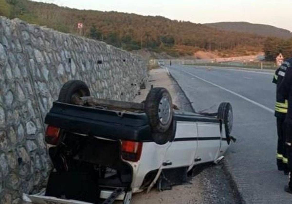 Kütahya\'da trafik kazası: 3 kişi yaralandı