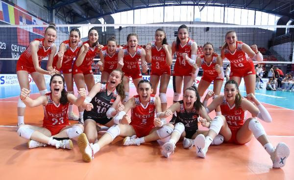 17 Yaş Altı Kız Milli Takımı, Hırvatistan\'ı yenerek finale yükseldi