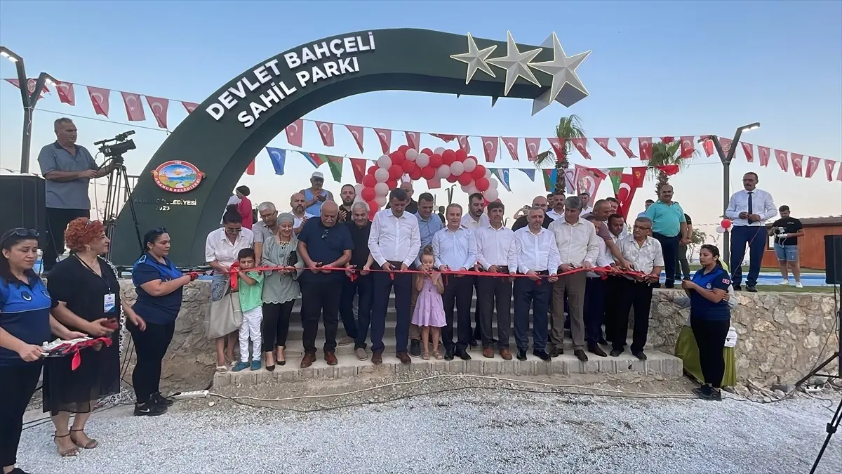 Mersin Anamur\'da Devlet Bahçeli Sahil Parkı\'nın ikinci etabı hizmete girdi