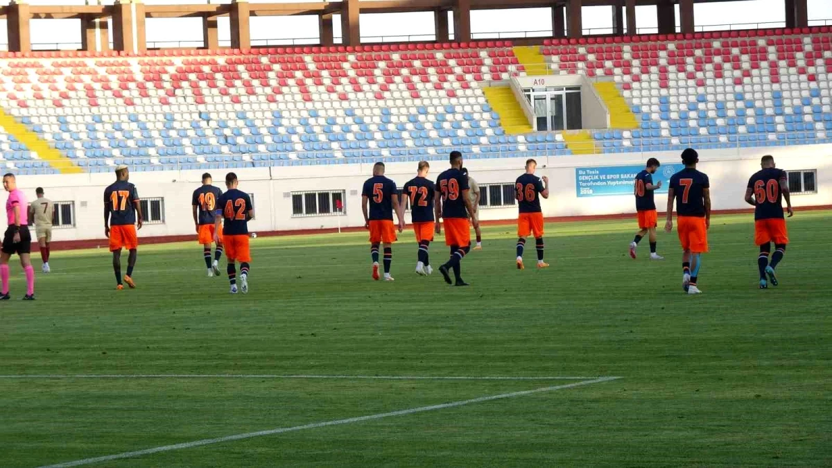 Başakşehir, Al Markhiya\'yı 3-1 mağlup etti