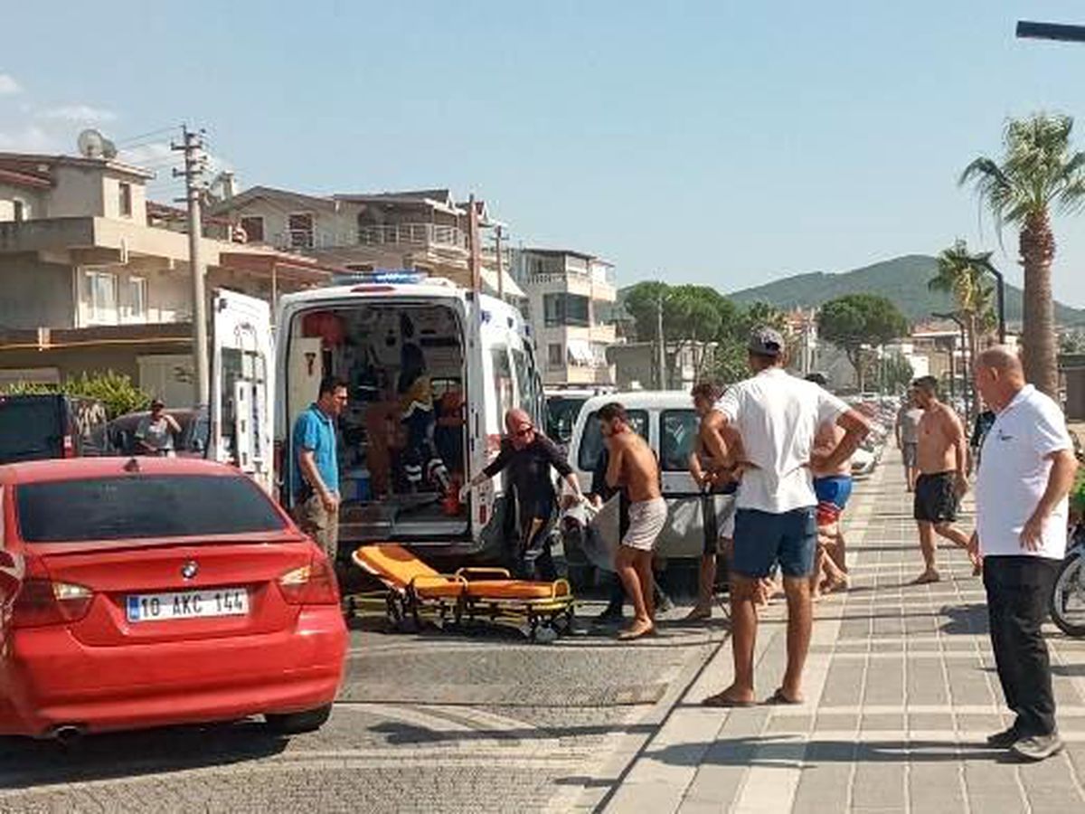 Balıkesir\'de Genç Boğulma Tehlikesi Geçirdi