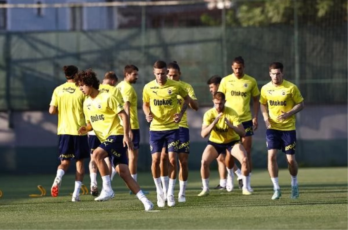 Fenerbahçe, Zimbru Chisinau maçı için hazırlıklarını sürdürdü