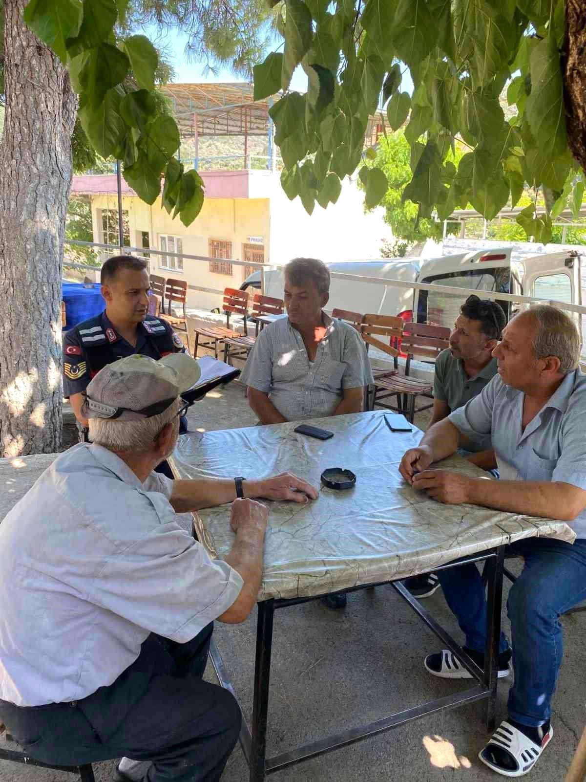 Aydın İl Jandarma Komutanlığı Vatandaşları Hırsızlık, Orman Yangını ve Suda Boğulma Olaylarına Karşı Uyardı