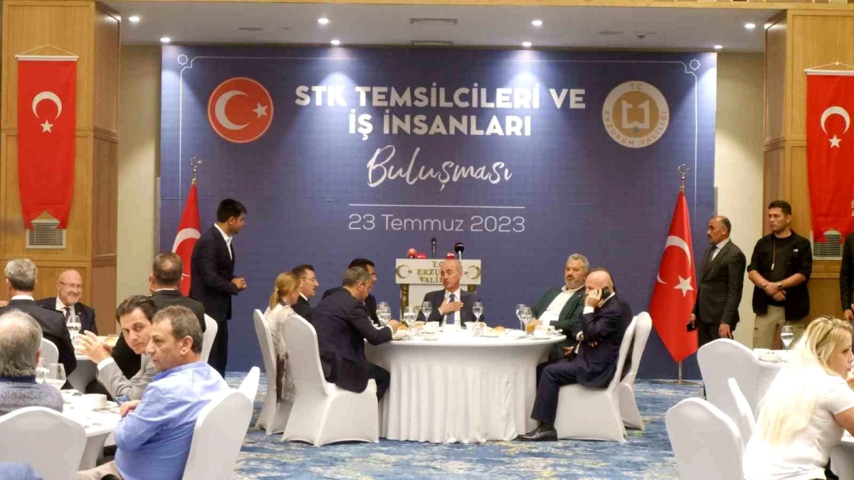 TBMM Başkanı Numan Kurtulmuş, Erzurum\'da STK Temsilcileri ve İş İnsanlarıyla Buluştu