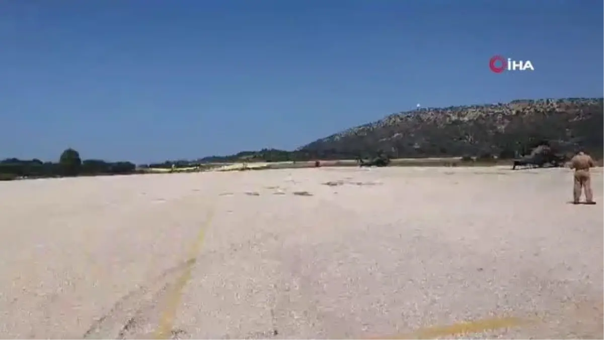 Türkiye'den Yunanistan'a gönderilen yangın söndürme uçakları ve helikopter görevlerini başarıyla icra ediyor