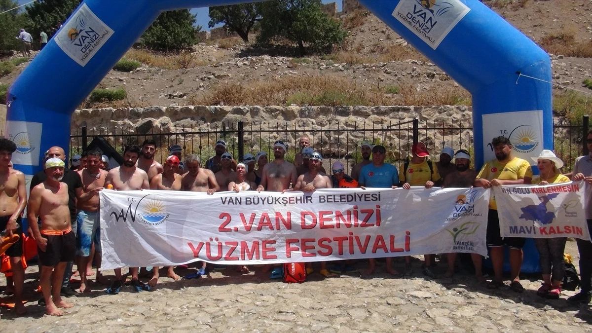 Van Denizi Yüzme Festivali Sona Erdi