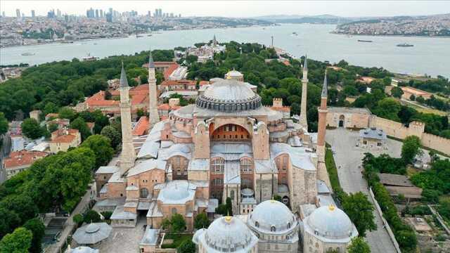 Ayasofya Camii'nin 86. Yıl Dönümünde Vatandaşlar Camiye Akın Etti