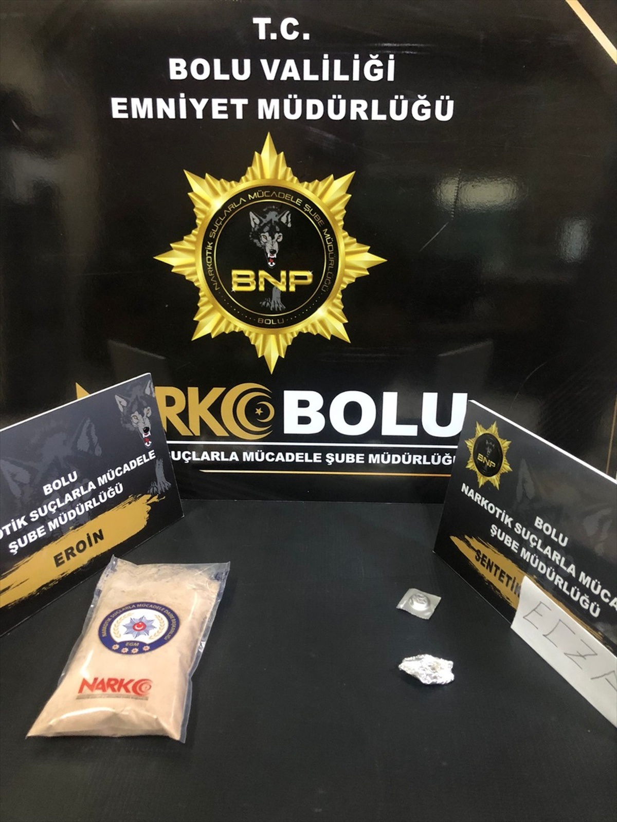 Bolu\'da Uyuşturucu Operasyonu: 3 Şüpheli Tutuklandı