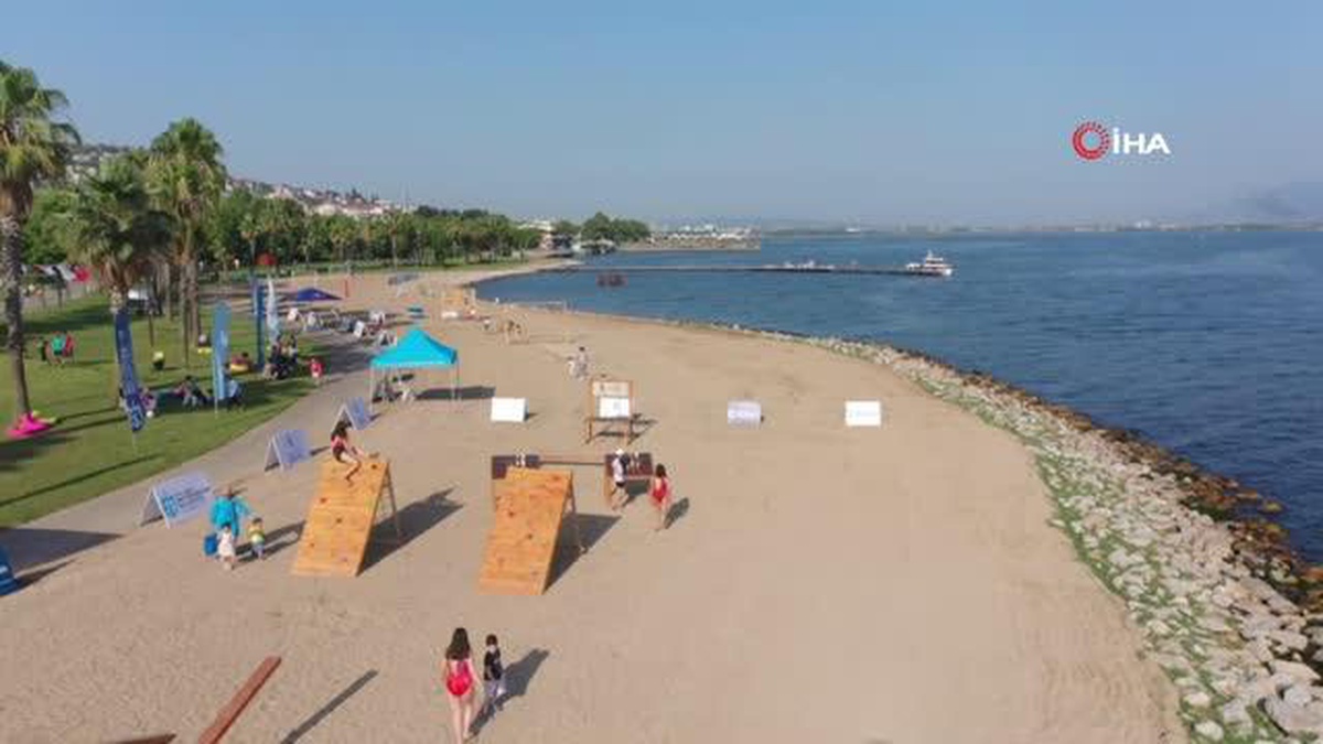 Dünya Şampiyonu Su Sporları Festivalinde Yer Çekimine Meydan Okudu