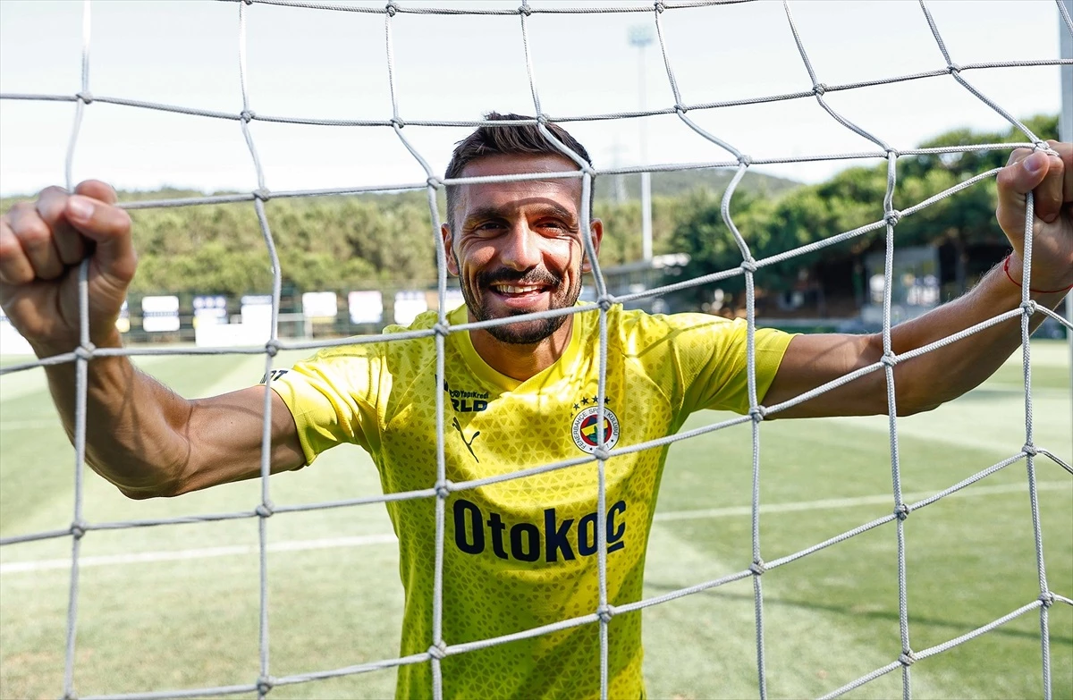 Fenerbahçe\'nin Sırp oyuncusu Dusan Tadic, yeni sezonu heyecanla bekliyor Açıklaması