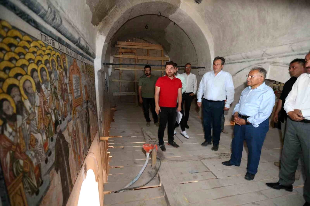 Kayseri Büyükşehir Belediye Başkanı İncesu Kent Müzesi\'nde incelemelerde bulundu