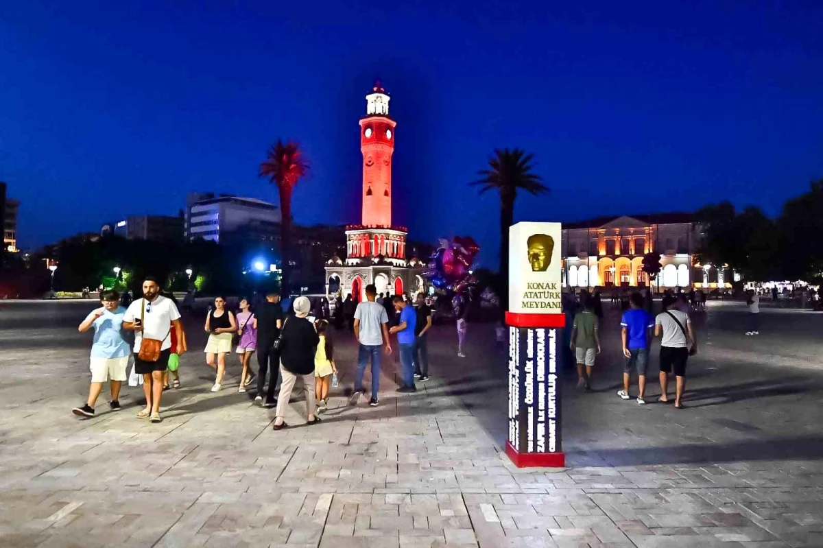 İzmir\'de Lozan Barış Antlaşmasının 100. yıl kutlamaları başladı