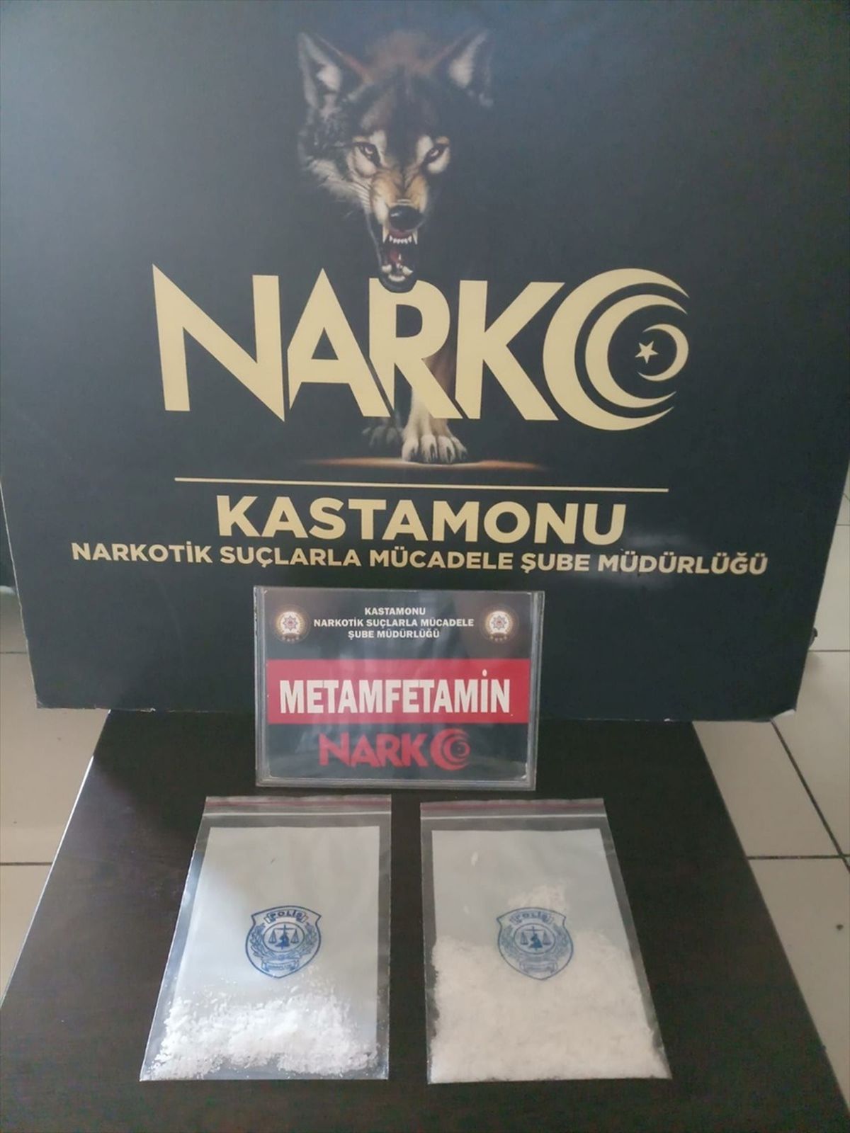 Kastamonu\'da Uyuşturucu ve Kaçak Tütün Operasyonunda 3 Şüpheli Gözaltına Alındı
