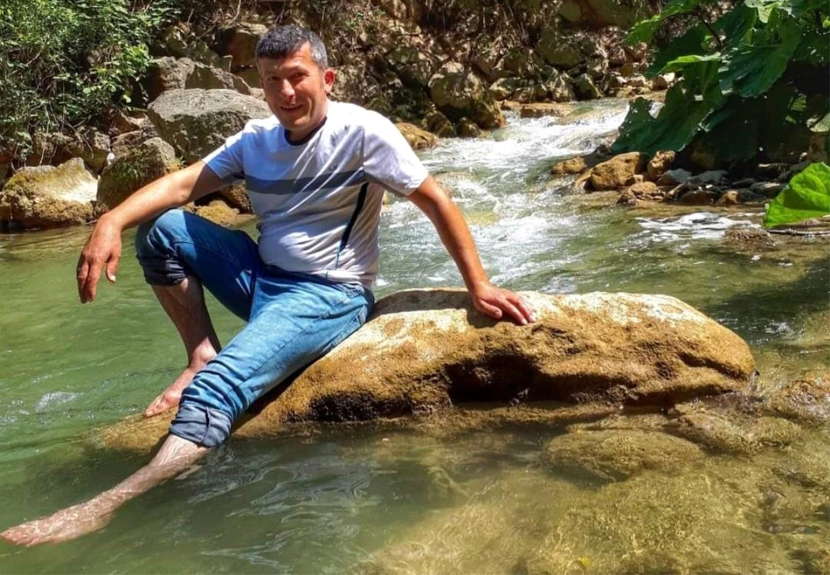 Samsun\'da Baba, Oğlunu Kurtarmak İçin Suya Atladı ve Hayatını Kaybetti