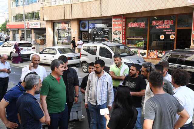 Muş Belediye Başkanı Feyat Asya, yapılan hizmetleri yerinde inceledi Muş Belediye Başkanı Feyat Asya, yapılan hizmetleri yerinde inceledi