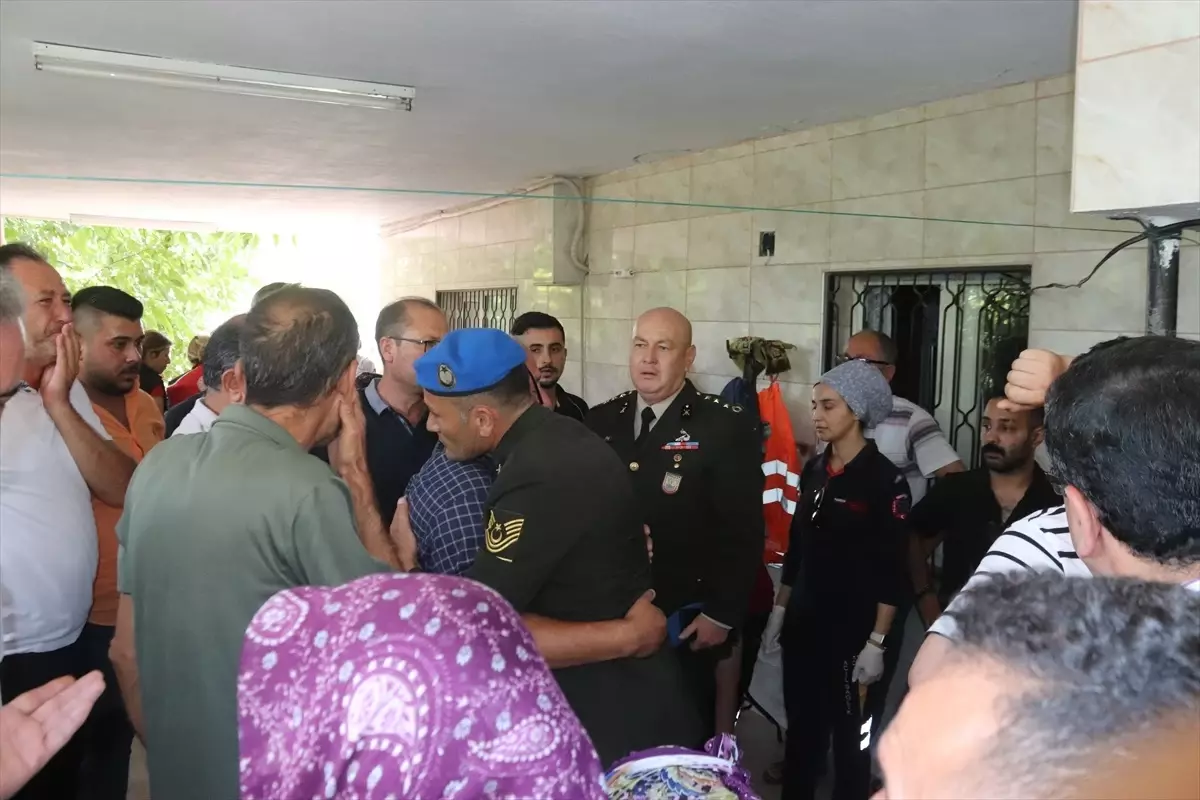 Pençe-Kilit Harekatı'nda şehit olan Piyade Sözleşmeli Er Mehmet Can'ın ailesine şehadet haberi verildi