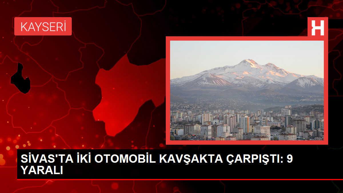 Sivas'ta Kavşakta Meydana Gelen Trafik Kazasında 9 Kişi Yaralandı