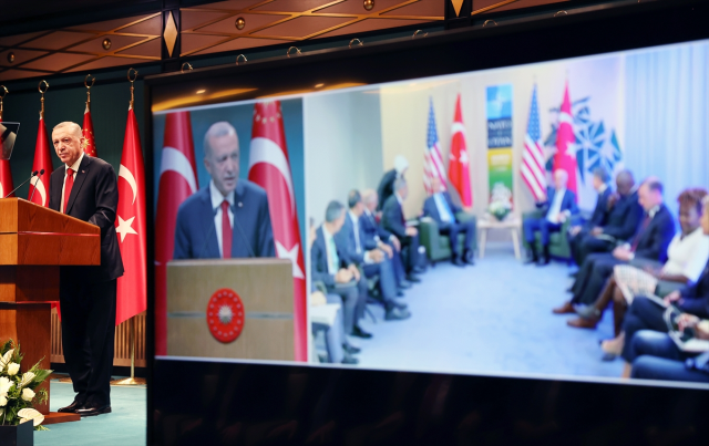 Son Dakika: Kabine sonrası kameralar karşısına geçti! Cumhurbaşkanı Erdoğan, ekonomi ve dış politikaya dair önemli mesajlar