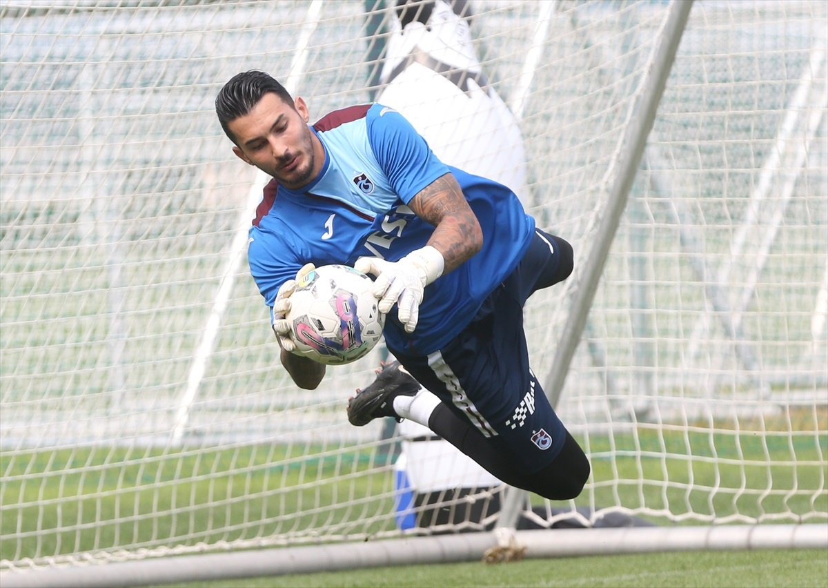 Trabzonspor, Slovenya\'da kamp çalışmalarını sürdürüyor