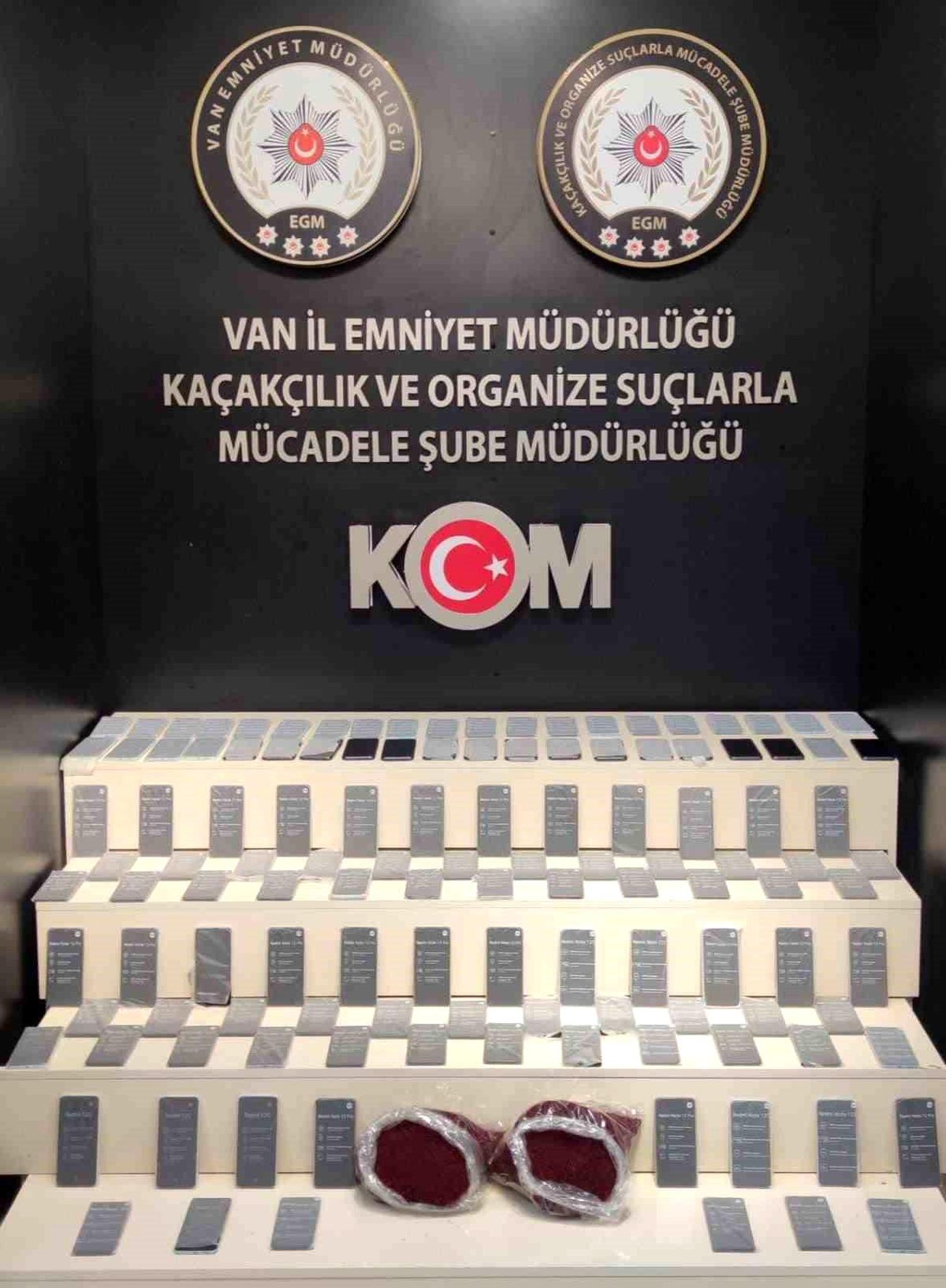 Van\'da Gümrük Kaçağı Malzemeler Ele Geçirildi