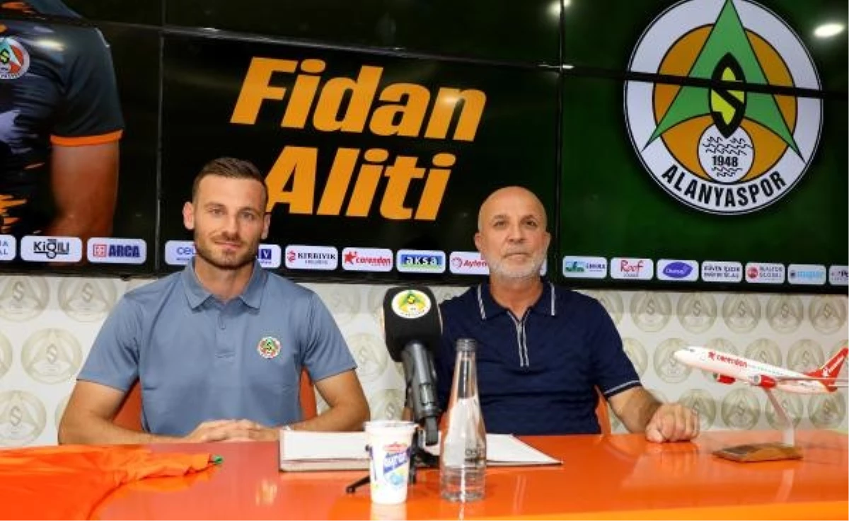 Alanyaspor, Fidan Aliti ile 3 yıllık sözleşme imzaladı