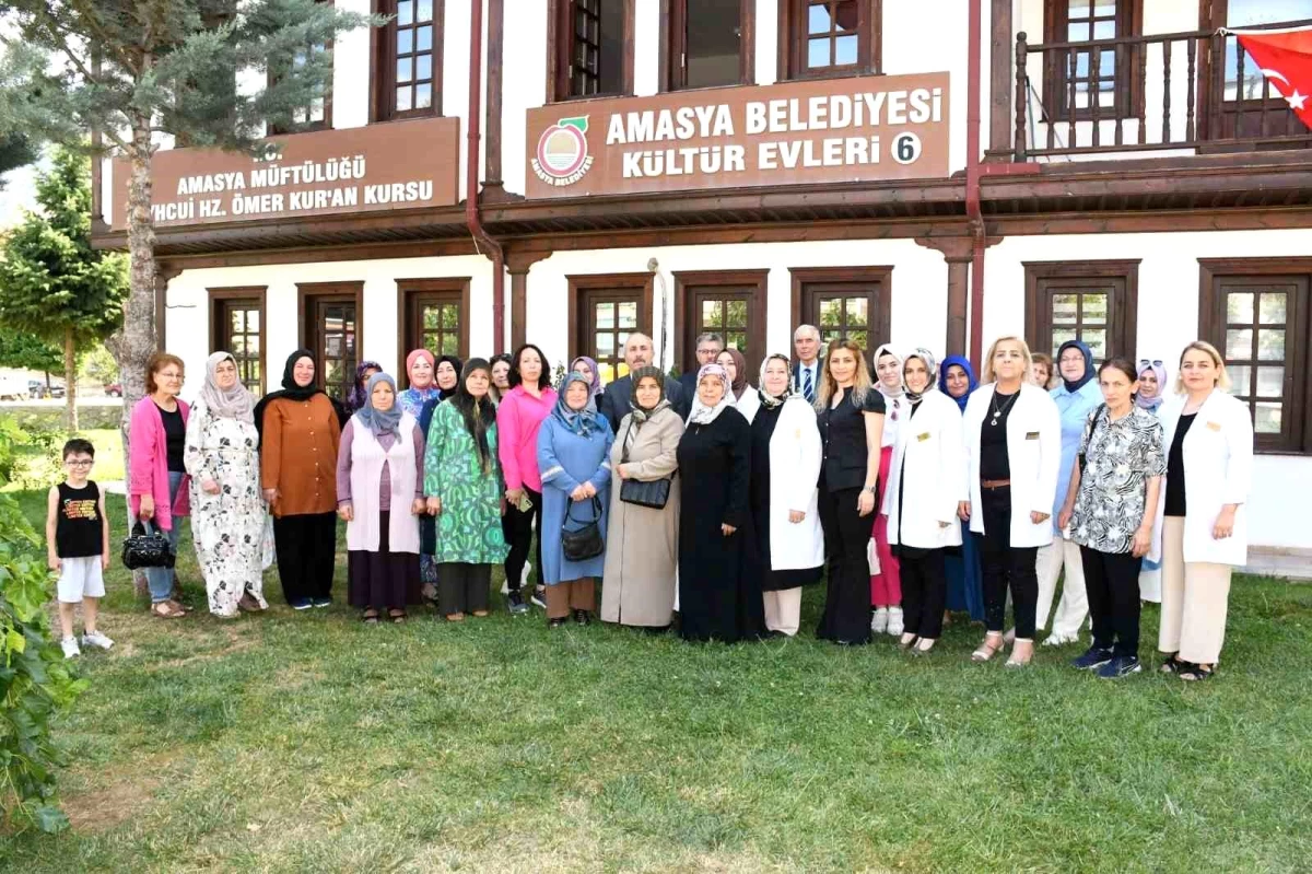 Amasya Belediyesi, kadınlara el sanatları öğretiyor