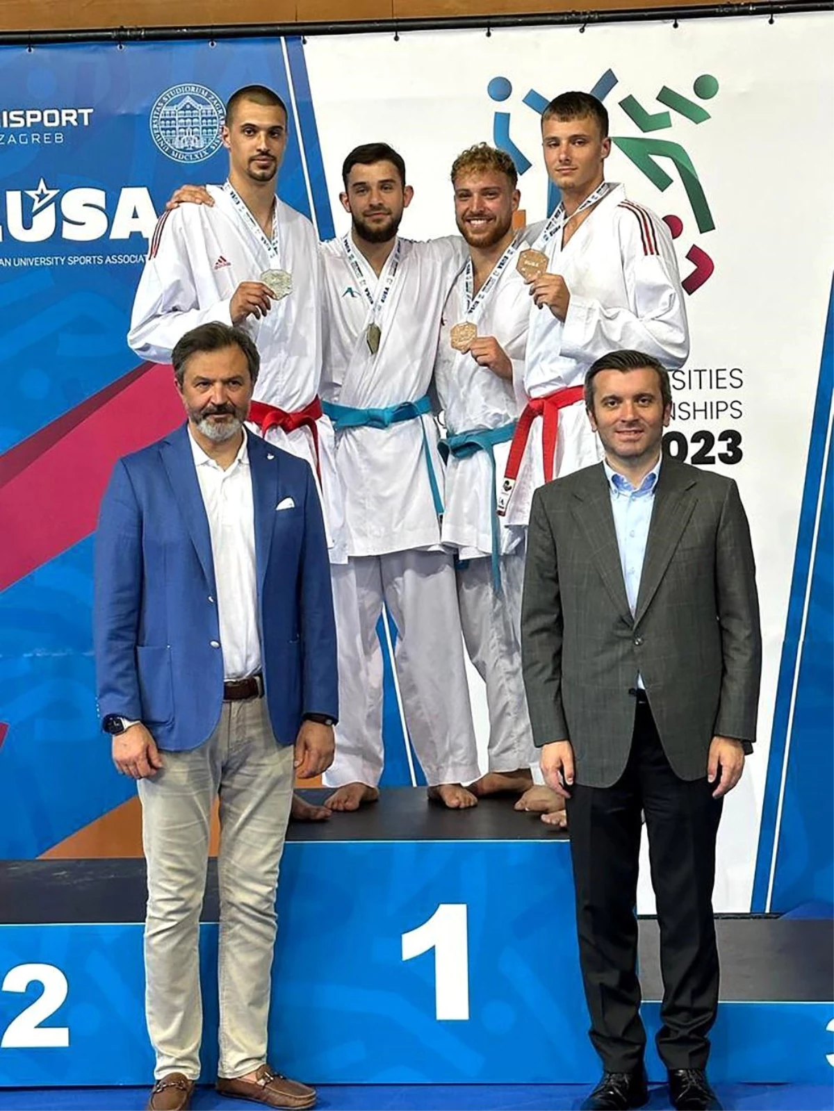 Sakarya Büyükşehir Belediyesi Karate Sporcusu Fatih Şen Üniversiteler Arası Avrupa Oyunları\'nda Şampiyon Oldu