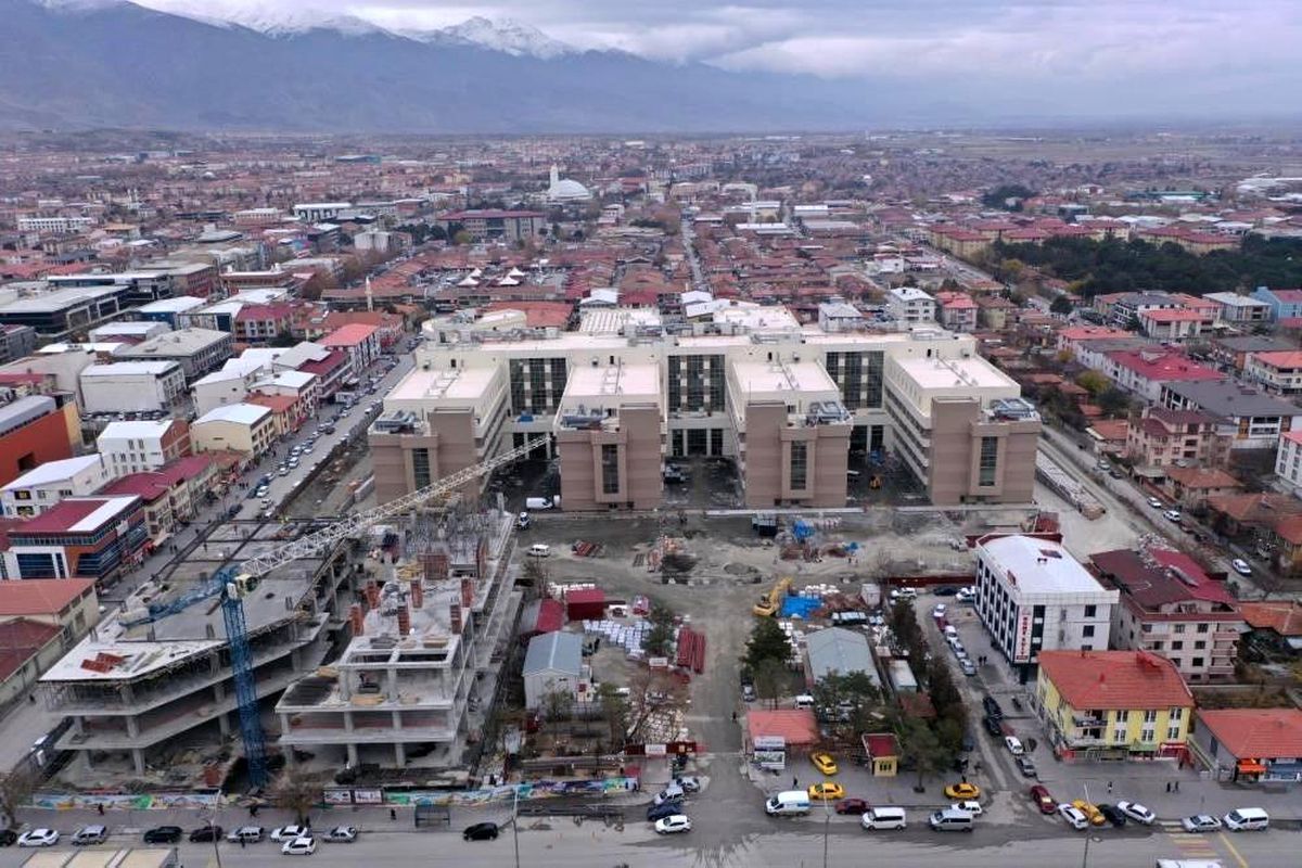 TÜİK\'e göre, güven endeksi hizmet, perakende ticaret ve inşaat sektörlerinde düştü