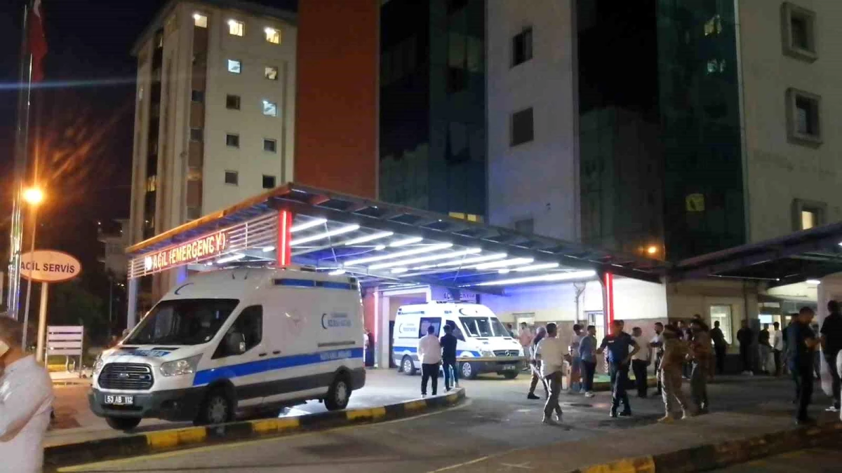 Rize Devlet Hastanesi Acil Servisinde Ateş Açıldı: 5 Yaralı