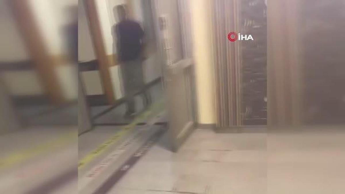 Hastanenin acil servisinde rastgele ateş etti... Korku dolu anlar kamerada