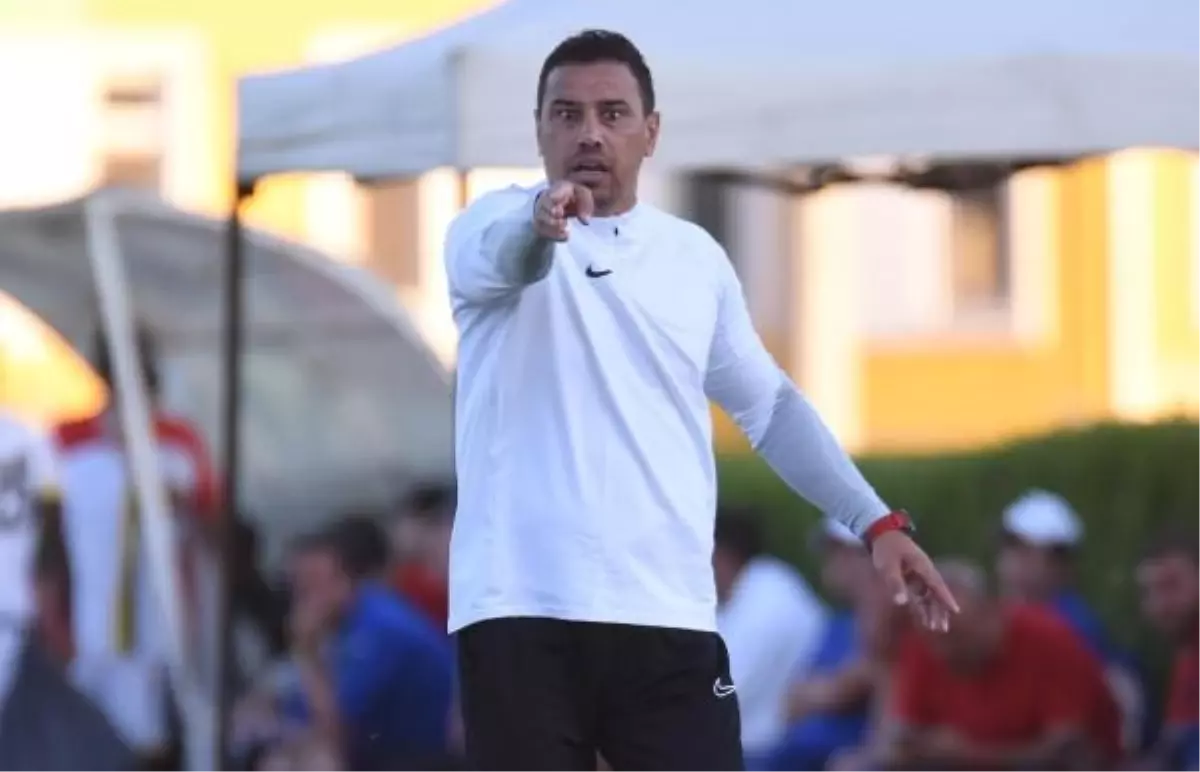 Kayserispor Teknik Direktörü Çağdaş Atan İstifa Etmediğini Açıkladı