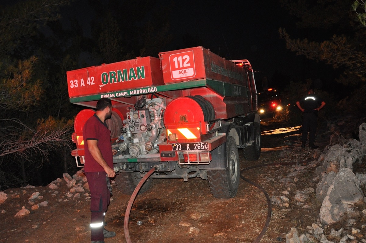 Silifke\'deki Orman Yangını Kontrol Altına Alındı