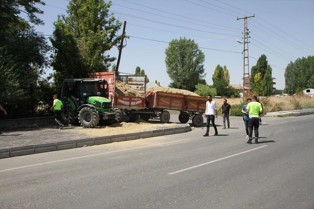 Muş\'ta Traktör Kaza: 1 Ölü, 2 Yaralı