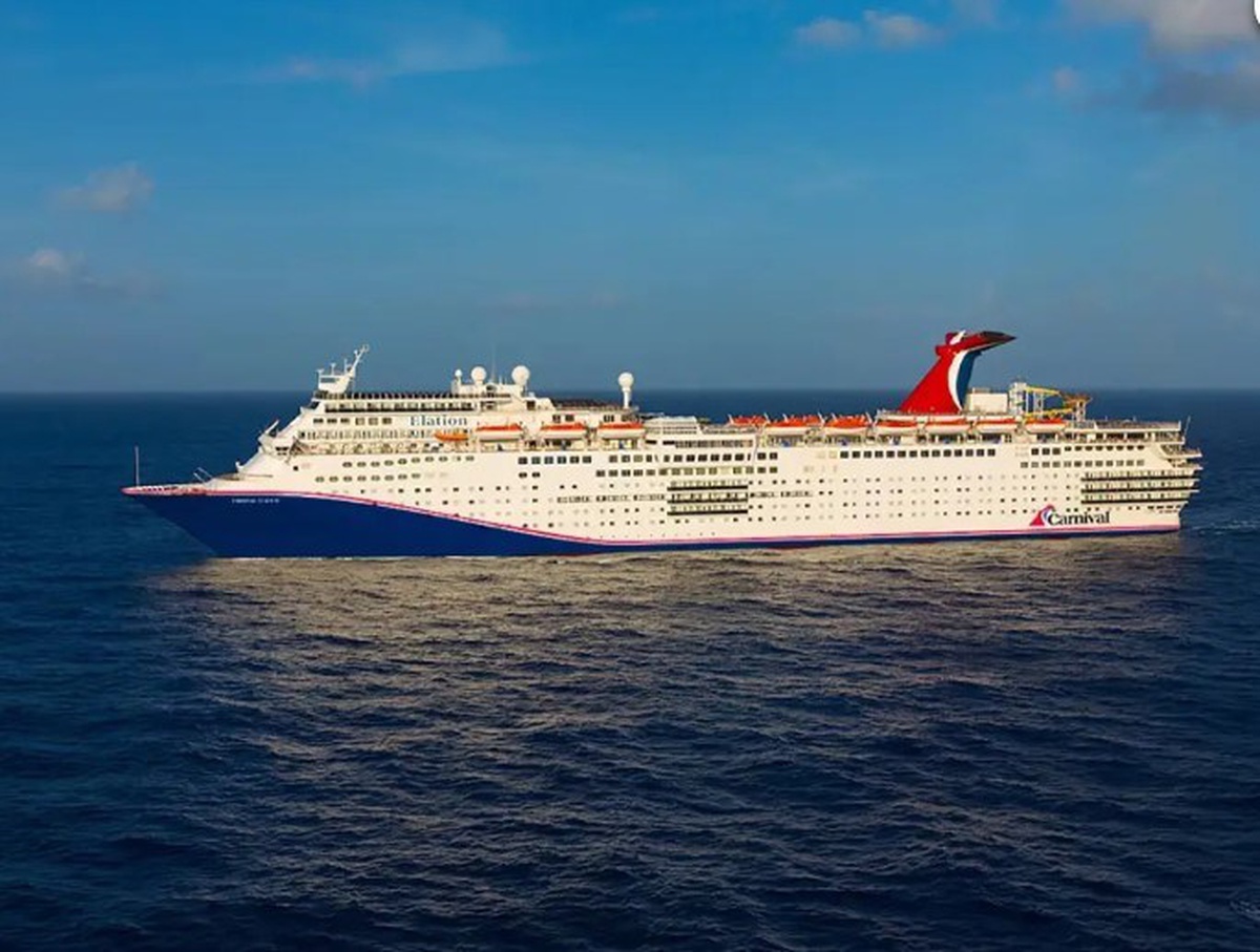 Sahil Güvenlik, Florida kıyısında denize atlayan gemi yolcusunu arıyor