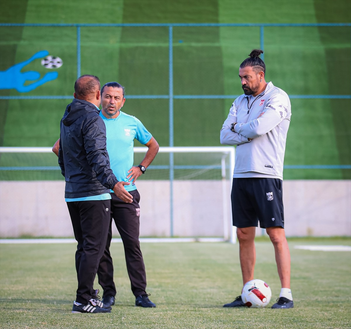 Demir Grup Sivasspor, Erzurum\'da kamp çalışmalarını sürdürüyor