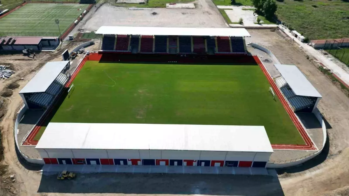 Düzce Belediyesi Güney Spor Kampüsü\'nde çalışmaları tamamlıyor