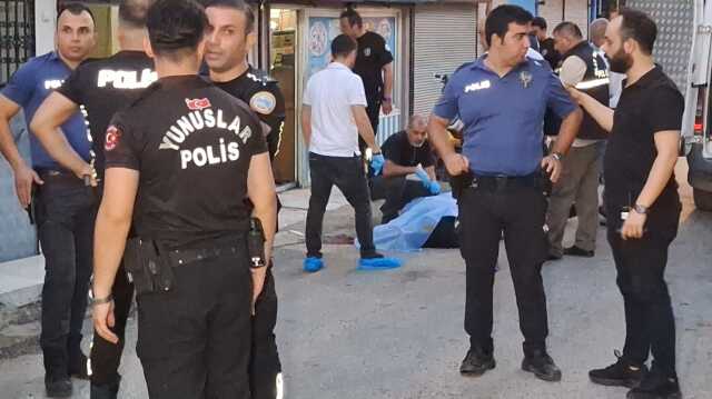 Adana'da Komşu Kavgası Kanlı Bitti: 3 Ölü Adana'da Komşu Kavgası Kanlı Bitti: 3 Ölü