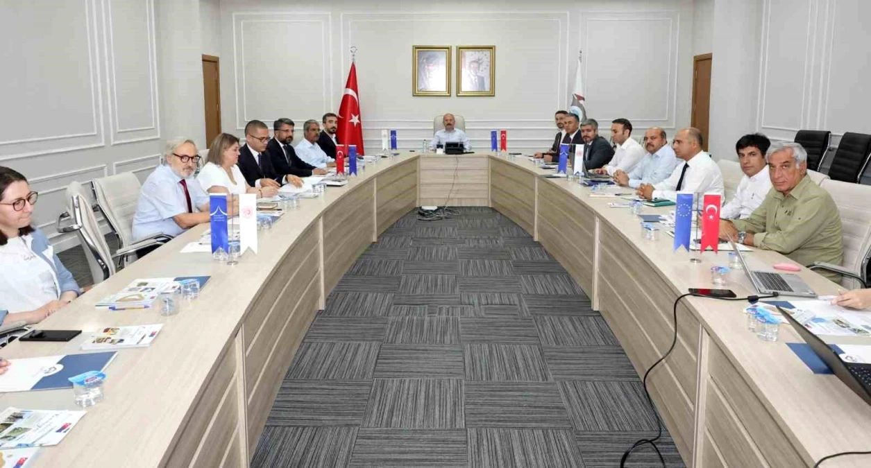 Adıyaman Valisi Osman Varol Başkanlığında Ekonomi Koordinasyon Kurulu Toplantısı Düzenlendi