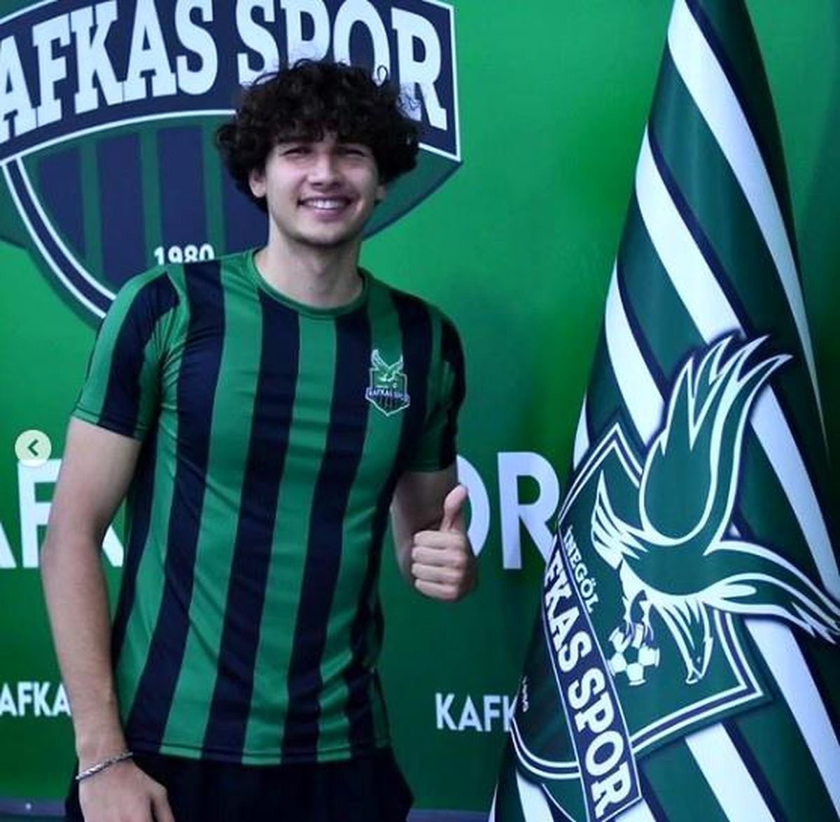 Altınordu Akademisinden Yetişen Kaleci İnegöl Kafkas Gençlikspor\'a Transfer Oldu