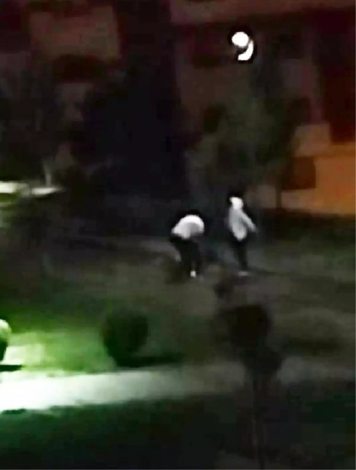 Mamak\'ta Kadına Şiddet Anı Kamerada