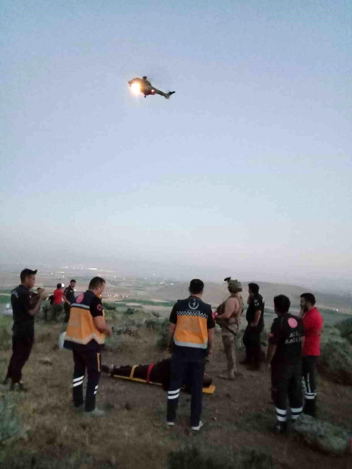 Konya\'da dağda yaralanan kişi askeri helikopterle kurtarıldı