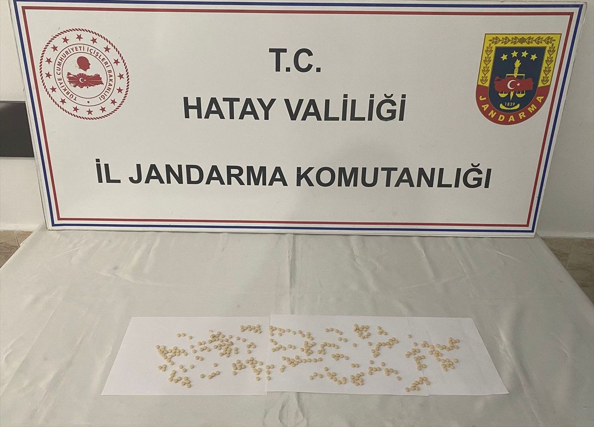 Hatay\'da uyuşturucu operasyonunda 2 zanlı tutuklandı