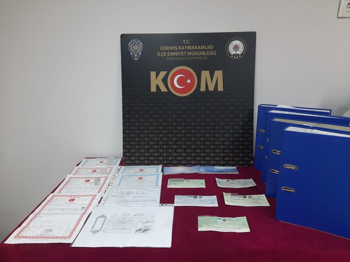 Ödemiş\'te Tefecilik Operasyonu: 2 Gözaltı